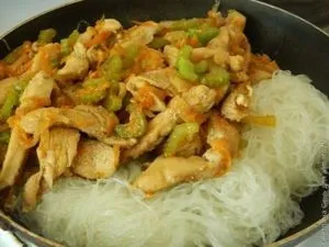 Локшина по-корейськи