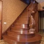 Сходи на дачі на другий поверх (сходи) Сходи на дачі на другий поверх