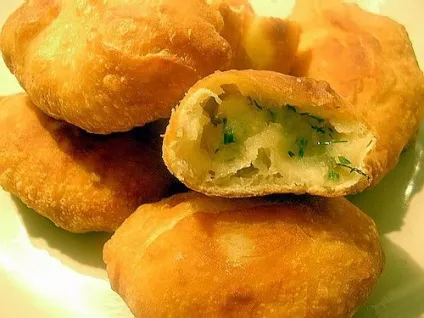 Кращі страви російської кухні пиріжки з картоплею (приготувати пиріжки картоплею) Кращі страви російської кухні пиріжки з картоплею