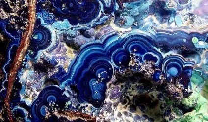 Магічні і лікувальні властивості каменю азурит (магічні) Магічні і лікувальні властивості каменю азурит