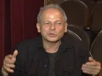 Інтерв'ю на фоні вистави, телеканал театр (interviu na fone spektaklya metamorfozy винзавод кирило срібняків метаморфози Овідія давид бобі) Інтерв'ю на фоні вистави, телеканал театр