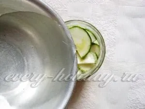 Мариновані цукіні на зиму рецепт з фото (на зиму) Мариновані цукіні на зиму рецепт з фото