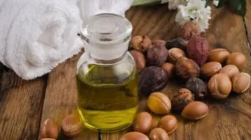 Масло органи для волосся, застосування масла (олії) Масло органи для волосся, застосування масла