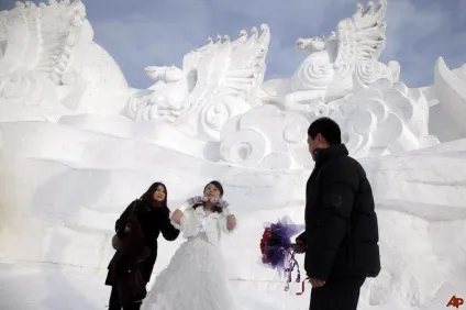 Масове весілля в Харбіні - новини в фотографіях (Неба REUTERS Song) Масове весілля в Харбіні - новини в фотографіях