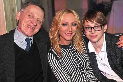 Миколас Орбакас «дочка лає мене за те, що бігаю за автобусами» (бігаю) Миколас Орбакас «дочка лає мене за те, що бігаю за автобусами»