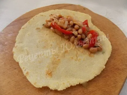 Мексиканські буріто з квасолею і куркою (мексиканські) Мексиканські буріто з квасолею і куркою