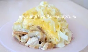 Молода картопля, запечена в мультиварці
