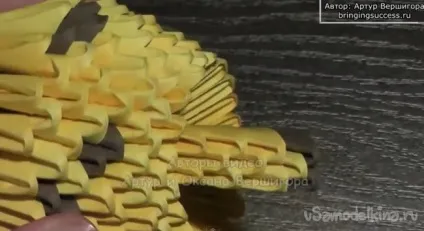 Модульне орігамі жираф