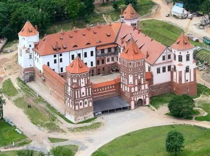 Мирський замок в білорусі - втілення історії в камені
