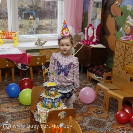 Багатоярусний торт з смачненького для садка, мітки сік, день, народження (багатоярусний) Багатоярусний торт з смачненького для садка, мітки сік, день, народження