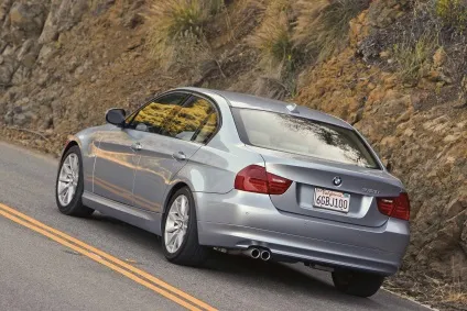 Чи можна купувати стару bmw 3 серії (серії) Чи можна купувати стару bmw 3 серії