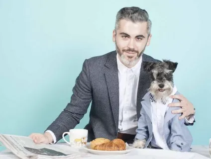 Чоловіки і їх собаки забавний фотоцикл до дня батька (батька) Чоловіки і їх собаки забавний фотоцикл до дня батька