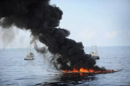 нафта розлив