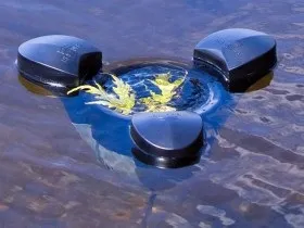 Устаткування для ставка скімери, водяні насоси, аератори і фільтри (насоси) Устаткування для ставка скімери, водяні насоси, аератори і фільтри