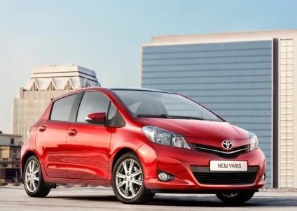 Нова тойота Яріс 2013, ціна, відео фото toyota yaris, характеристики тест, відгуки, відгуки (вартість) Нова тойота Яріс 2013, ціна, відео фото toyota yaris, характеристики тест, відгуки, відгуки