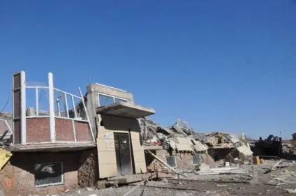 Обвалився аварійний будинок в Караганді, побудований на кошти пайовиків (фото) ( «бесоба») Обвалився аварійний будинок в Караганді, побудований на кошти пайовиків (фото)