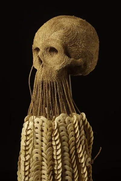 Оригінальні черепа з бісеру, ниток, пір'я і страз від jim skull (ниток) Оригінальні черепа з бісеру, ниток, пір'я і страз від jim skull
