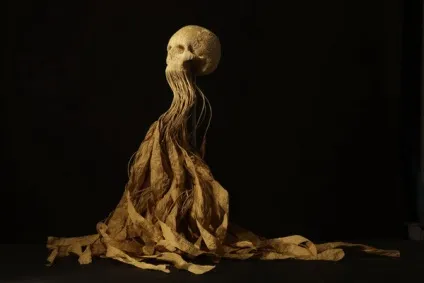 Оригінальні черепа з бісеру, ниток, пір'я і страз від jim skull (черепа) Оригінальні черепа з бісеру, ниток, пір'я і страз від jim skull
