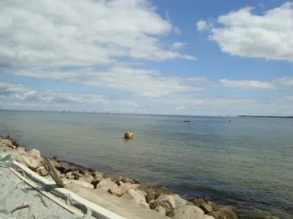 Відпочинок на балтійському морі (Любека набережній Ostsee) Відпочинок на балтійському морі