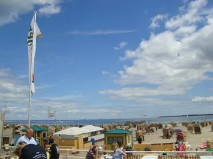 Відпочинок на балтійському морі (Любека набережній Ostsee) Відпочинок на балтійському морі