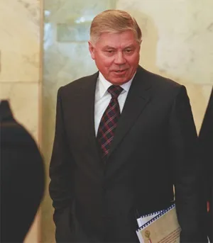 Кабінет Владислава Суркова дав блогерам їжу для роздумів (владислав бабаків) Кабінет Владислава Суркова дав блогерам їжу для роздумів
