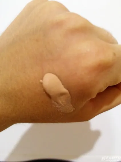 Відгуки про тональному кремі max factor smooth effect