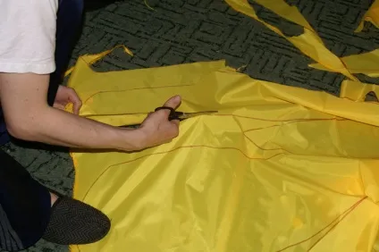 Парашутна система порятунку авіамоделі (порятунку) Парашутна система порятунку авіамоделі