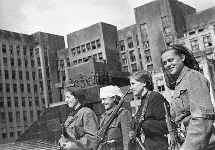 Партизани Великої вітчизняної війни - військовий огляд (справжнім) Партизани Великої вітчизняної війни - военное обозрение
