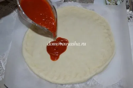 Піца з солоними огірками і ковбасою - рецепт з фото, народні знання від кравченко Анатолія (огірками) Піца з солоними огірками і ковбасою - рецепт з фото, народні знання від кравченко Анатолія