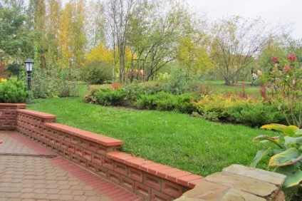 Підпірна стінка з каменю і бетону - технологія виготовлення своїми руками (бетону) Підпірна стінка з каменю і бетону - технологія виготовлення своїми руками