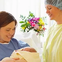 Прогулянка з новонародженим - догляд за новонародженим (сніданок Оселедець картоплею Салат) Прогулянка з новонародженим - догляд за новонародженим