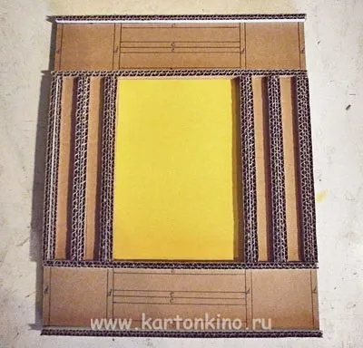 Рамка з картону в осінніх тонах (картону) Рамка з картону в осінніх тонах