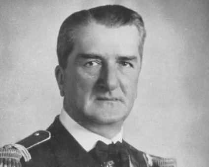 Регент - це той, хто управляє насправді (справі) Регент - це той, хто управляє насправді