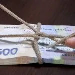 Як директор заводу намагався продати кріплення для авіабомб під час війни, перша інстанція (авіабомб) Як директор заводу намагався продати кріплення для авіабомб під час війни, перша інстанція