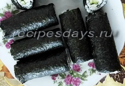 Роли з крабовими паличками і огірком, рецепти дня (дієтичні рецепти) Роли з крабовими паличками і огірком, рецепти дня