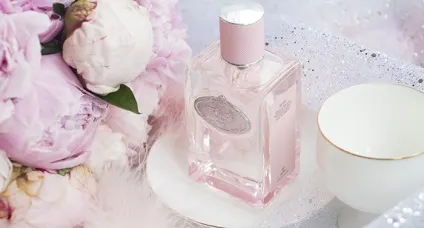 Рожева хмара prada новий аромат infusion de rose (гламбокс) Рожева хмара prada новий аромат infusion de rose