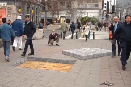 Малюнки на підлозі і стінах, малювання в фотошопі (малюнки) Малюнки на підлозі і стінах, малювання в фотошопі