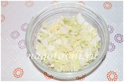 Салат пекінська капуста кукурудза курка (пп) Салат пекінська капуста кукурудза курка