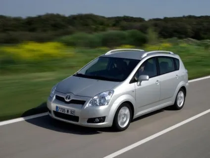 Найнадійніші сучасні машини (Toyota Corolla Verso) Найнадійніші сучасні машини