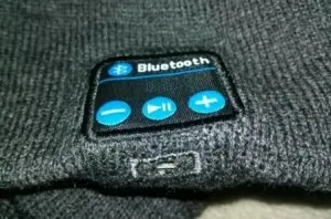 Шапка з вбудованими навушниками bluetooth - огляд і де купити (навушниками) Шапка з вбудованими навушниками bluetooth - огляд і де купити