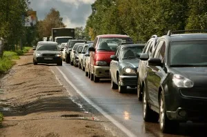 Штраф за їзду по узбіччю покарання за попутну і зустрічну обочину (штраф) Штраф за їзду по узбіччю покарання за попутну і зустрічну обочину