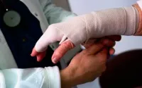 Собака покусала матір з п'ятирічною дитиною (мати) Собака покусала матір з п'ятирічною дитиною