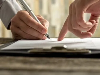 Зняти квартиру студію на добу і без посередників, а так само можна оформити договір оренди і (добу) Зняти квартиру студію на добу і без посередників, а так само можна оформити договір оренди і