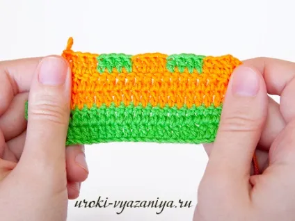 Зміна нитки при в'язанні гачком
