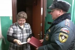 Сусіди захарастили загальний коридор що робити і куди звертатися