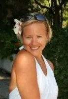 Стукнула задом машину (, жіночий інтернет, автомобілі (задом) Стукнула задом машину (, жіночий інтернет, автомобілі