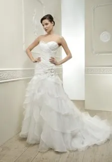 Весільні сукні cosmobella