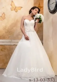 Весільні сукні ladybird