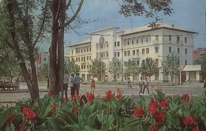 Яким був Коломия під час війни, до неї і після неї (71 фото) - Трініксі (після) Яким був Коломия під час війни, до неї і після неї (71 фото) - Трініксі