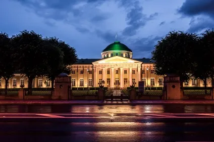 Таврійський палац екскурсії, експозиції, точна адреса, телефон (замки Харкова) Таврійський палац екскурсії, експозиції, точна адреса, телефон